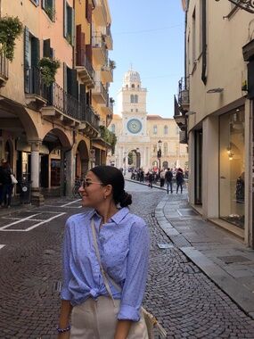 Meet your Posher, Alyssa